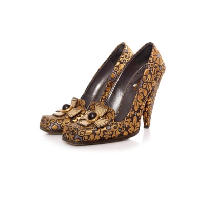 Yves Saint Laurent, Casablanca brocade heels.