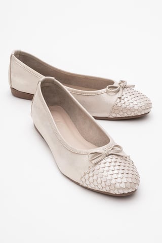 Copos Leather Bow Cap Toe Ballet Flat