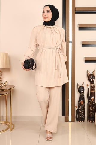 Chain Detailed Suit Beige