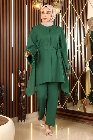 Feather Detailed Suit Emerald