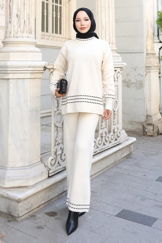 Stripe Detailed Knitwear Suit White