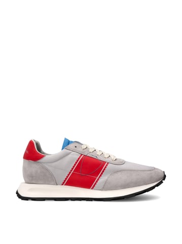 Tour Low Sneakers