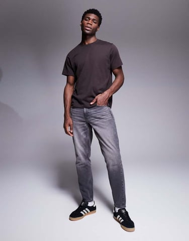 ASOS DESIGN tapered jeans in washed grey
