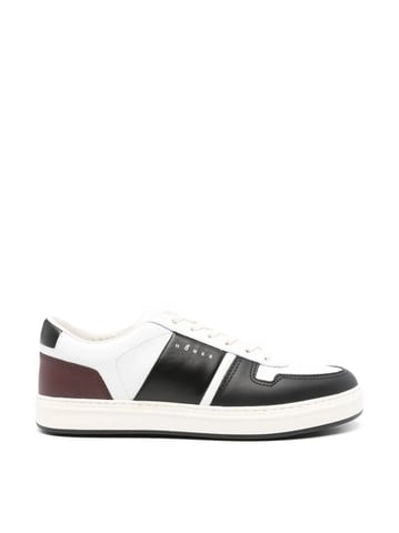 H668 Logo Sneakers