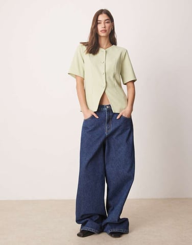 Abercrombie & Fitch short sleeve tailored button through top in light green