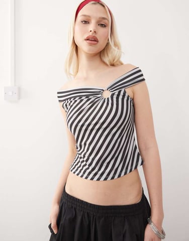 COLLUSION striped top with ring detail