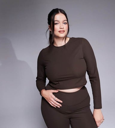 4505 Curve soft touch rib cropped long sleeve in truffle