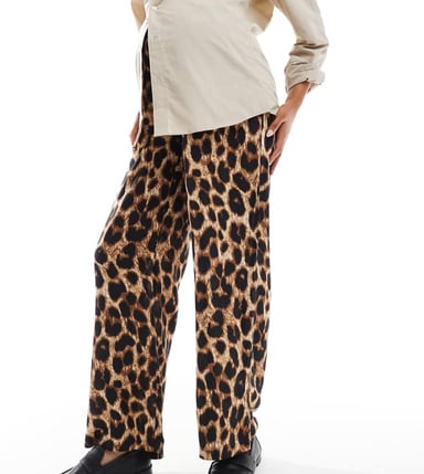 Mamalicious Maternity wide leg under the bump trousers in leopard print - MULTI