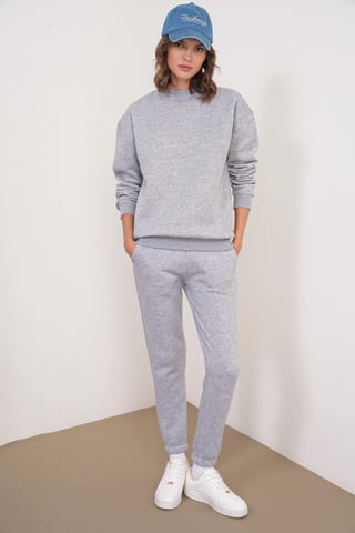 Basis Sweatshirt och Jogger Tvådelat Set