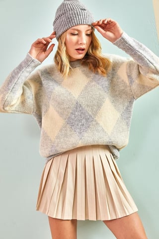 Geometric Ribbed Crew Neck Sweater