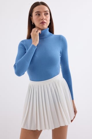Textured Turtleneck Fitted Sweater
