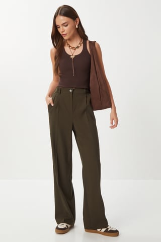 Pleated Straight Leg Pants