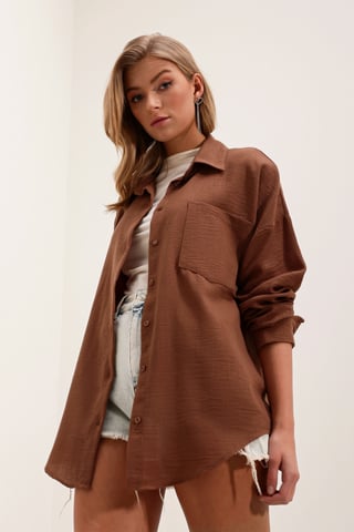 Linen Blended Shirt with Button Closure