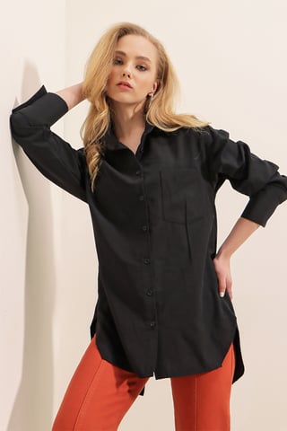 Loose Fit Poplin Button-Up Shirt with Pocket