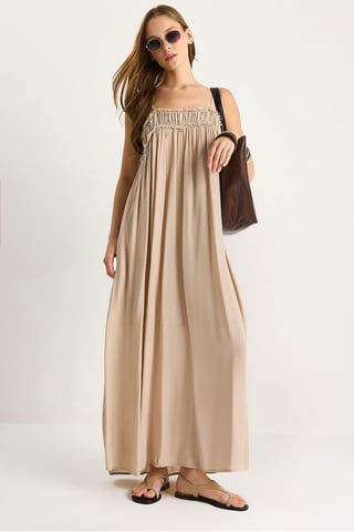 Embroidered Square Collar Maxi Dress