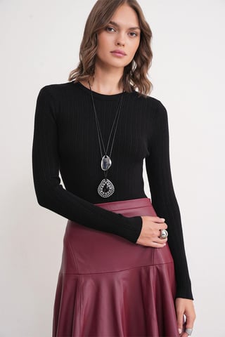 Soft Textured Ribbed Fitted Top