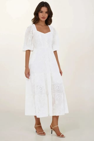 Geborduurd Sweetheart Hals Tiered Maxi Jurk met Pofmouwen