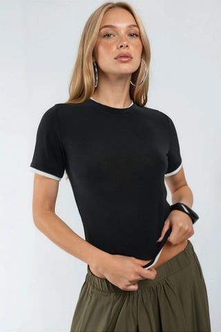 Color Blocked Crew Neck T-Shirt