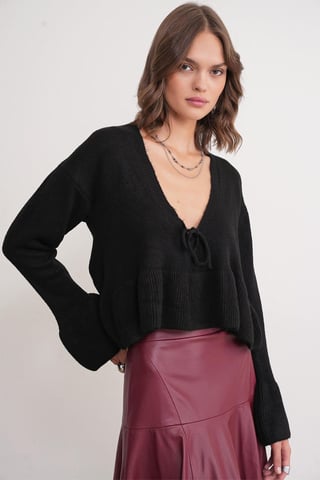Tie Detailed Ruffled V-Neck Knit Sweater