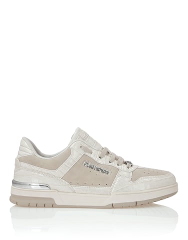 Lo-Top Sneakers