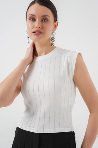 Rundhalsad Slim Fit Dekorerad Blus