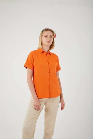 Short Sleeve Shirt with Pockets