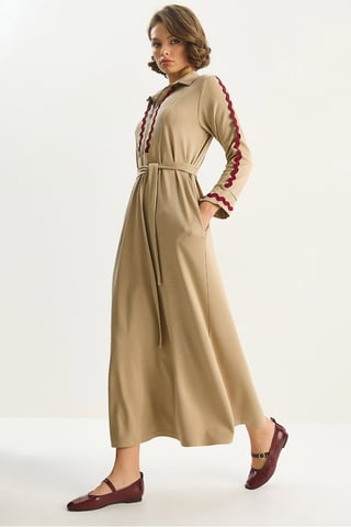 Buttoned A-Form Fit Midi Dress with Binding Detail