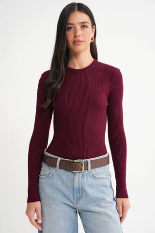 Soft Textured Ribbed Fitted Top