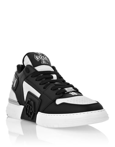 Lo-Top Sneakers Phantom Kicks