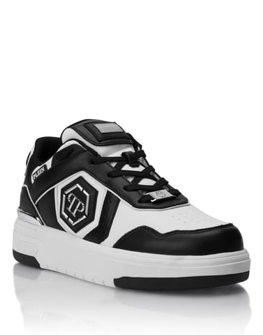 Low-Top Sneakers Sk8R