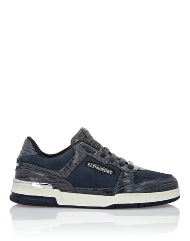Lo-Top Sneakers