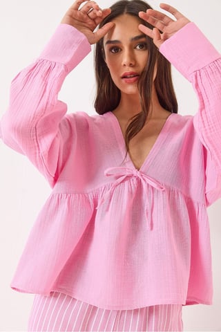 Textured V-neck Crop Blouse with Bow Tie