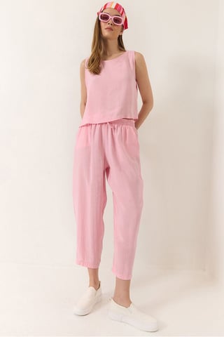 Sleeveless Crew Neck Blouse and Carrof Fıt Pants Set