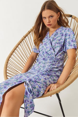 Floral Print V-Neck Midi Dress with Ruffle Detail