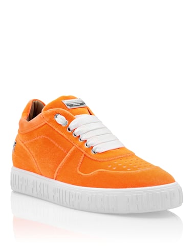 Low-Top Sneakers King Power