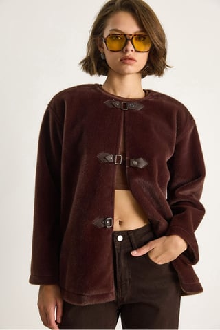 Textured Gabardine Buttoned Coat with Jacket Collar
