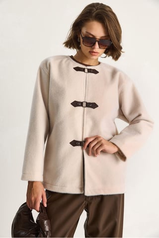 Textured Gabardine Buttoned Coat with Jacket Collar