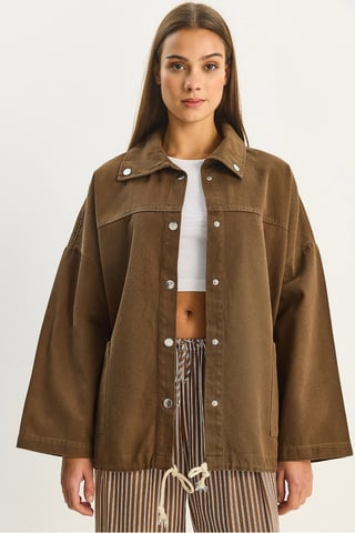 Överdimensionerad denimskjortjacka