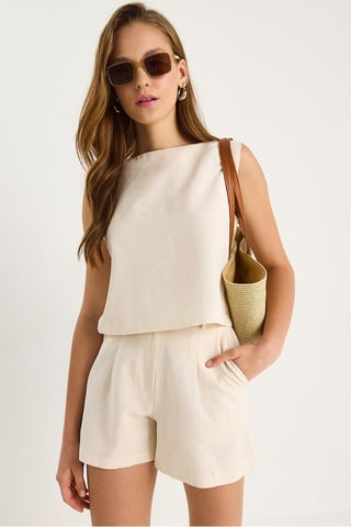 High Waist Sleeveless Crew Neck Two-Piece Set