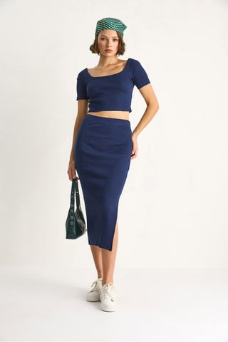 Basic Top-Skirt Set
