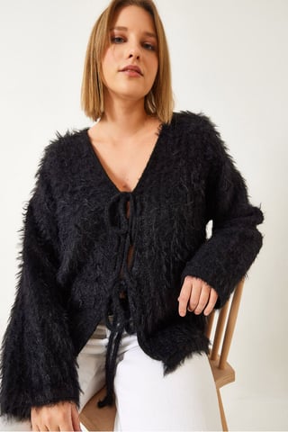 Texturerad stickad V-ringad lång cardigan med pompom