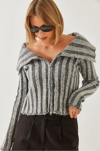 Hooded Striped Fitted Crop Cardigan with Zipper