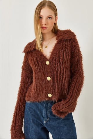 Texturerad V-ringad ribbad cardigan med faux päls