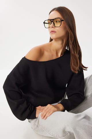 Asymmetrical Collar Sweatshirt