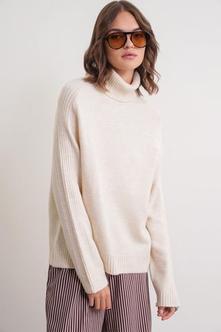 Loose Fit Turtleneck Knit Sweater