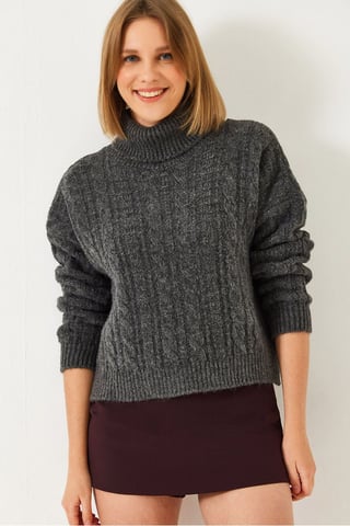 Textured Turtleneck Cropped Sweater