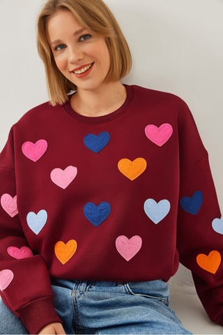 Embroidered Heart Pattern Crew Neck Sweatshirt