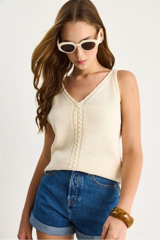 Texturerad V-ringad Blus med Elastisk Detalj