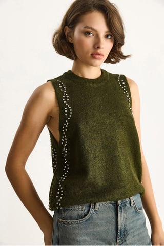 Textured Knit Crew Neck Blouse