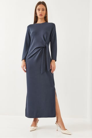 Maxi Fitted Jersey Klänning med Fluga